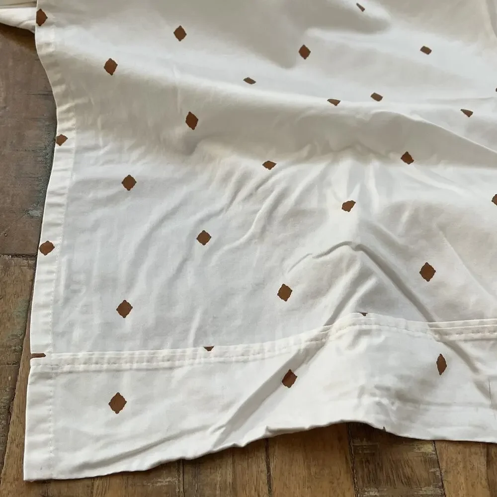Threshold Dotted Bronze Twin XL Size Flat and Fitted Sheet Set 100% Cotton